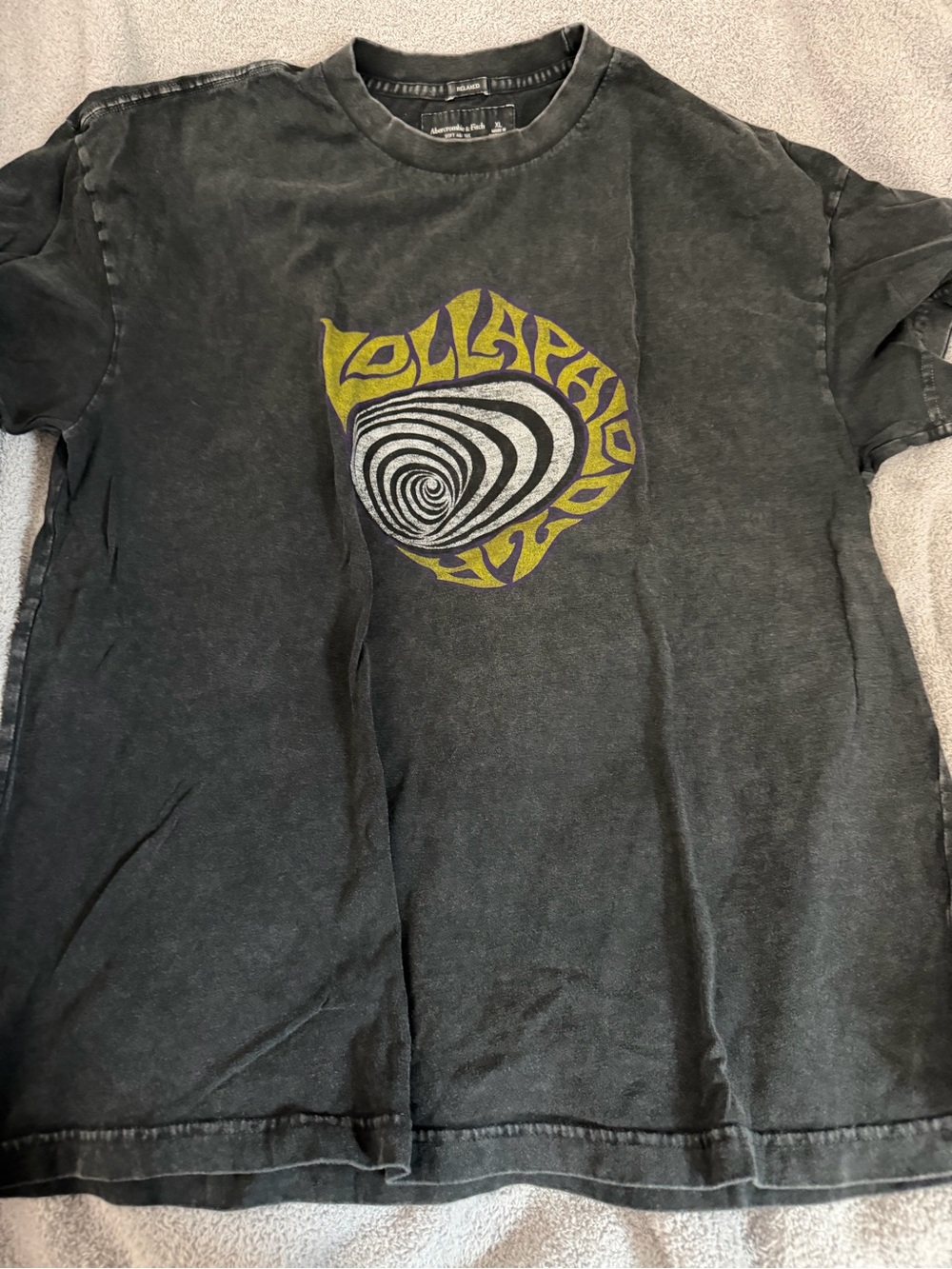 Abercrombie lollapalooza 92 men’s xl Graphic T-Shirt